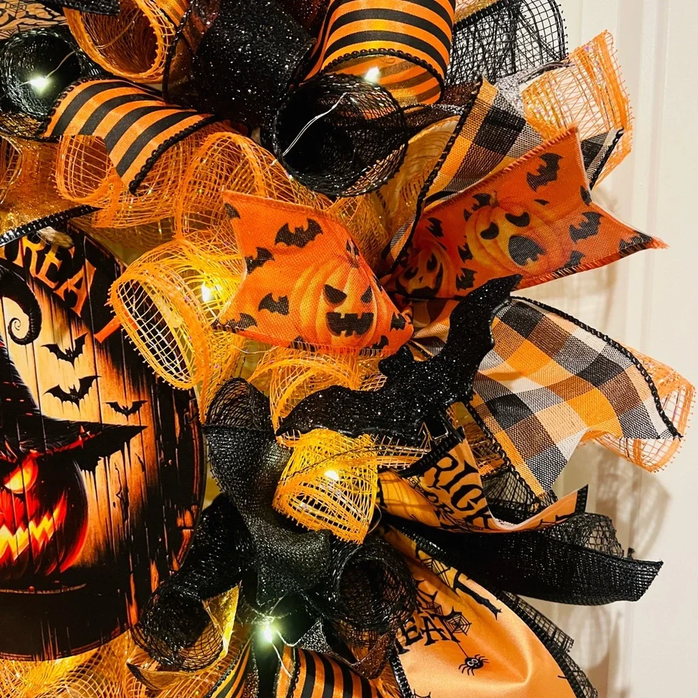 Handmade 22 in Halloween Ribbon Wreath Jack-o-lantern LED Lights W19